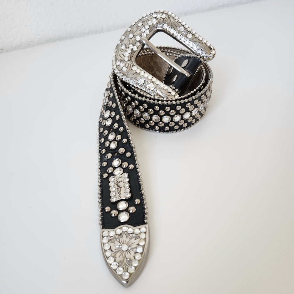 LEAVING POSH FINAL CLEARANCE B.B. Simon Black and Silver Crystal Studded Belt - Picture 2 of 14